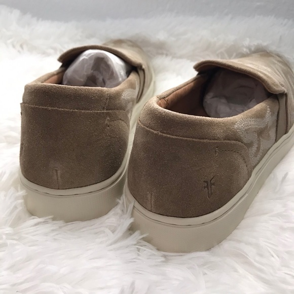 Frye Ivory slip on shoes - size 10 - Picture 7 of 7